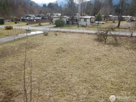 Photo of 800 Montague Avenue, Darrington, WA 98223 (MLS # 2560907)