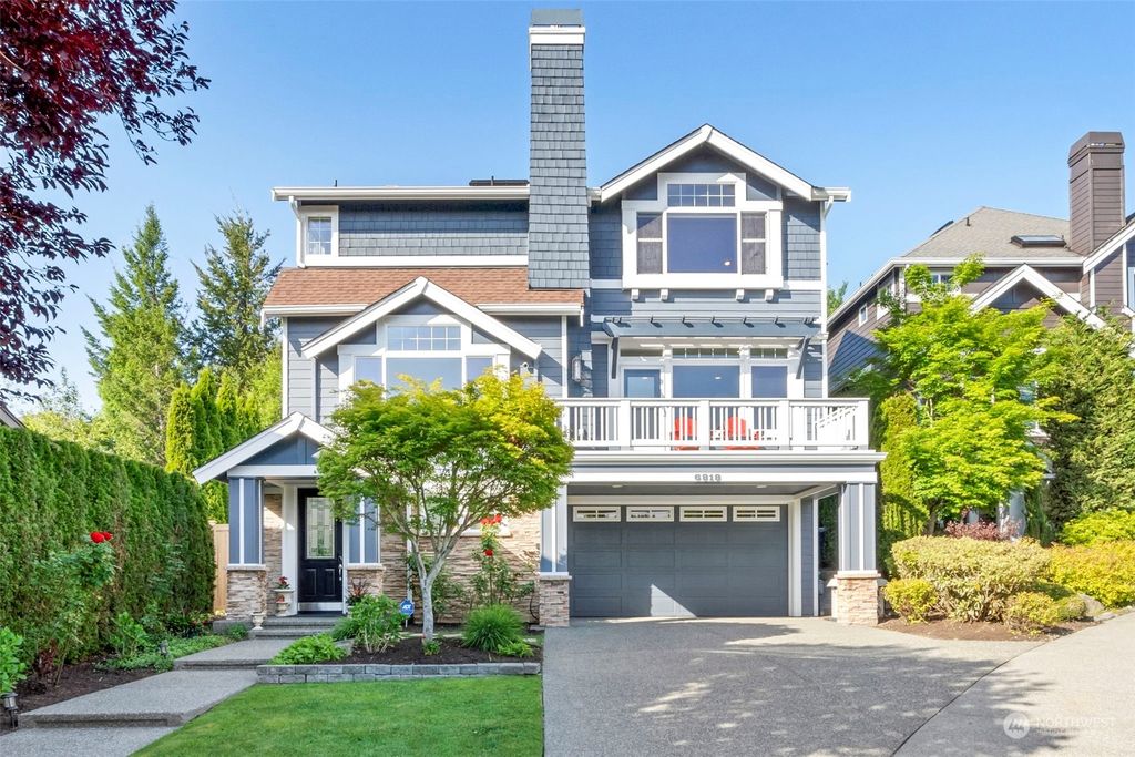 Photo of 6818 Pinehurst Avenue SE, Snoqualmie, WA 98065 (MLS # 2075008)
