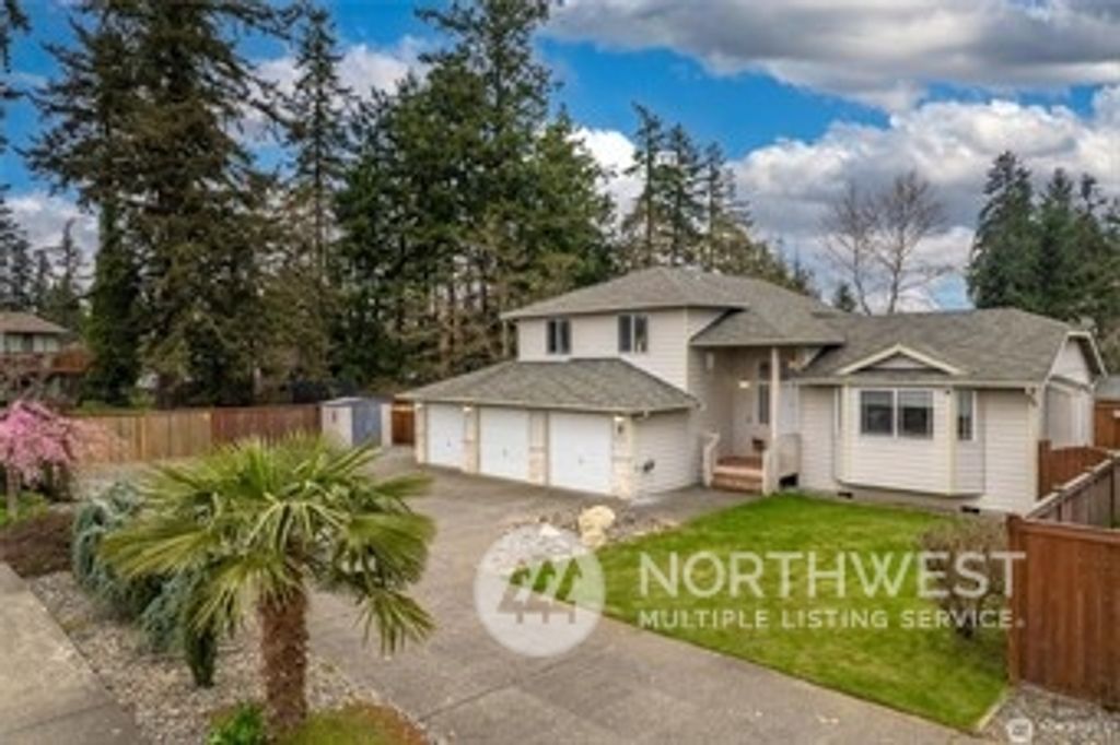 Photo of 2306 Fir Court, Milton, WA 98354 (MLS # 2229045)
