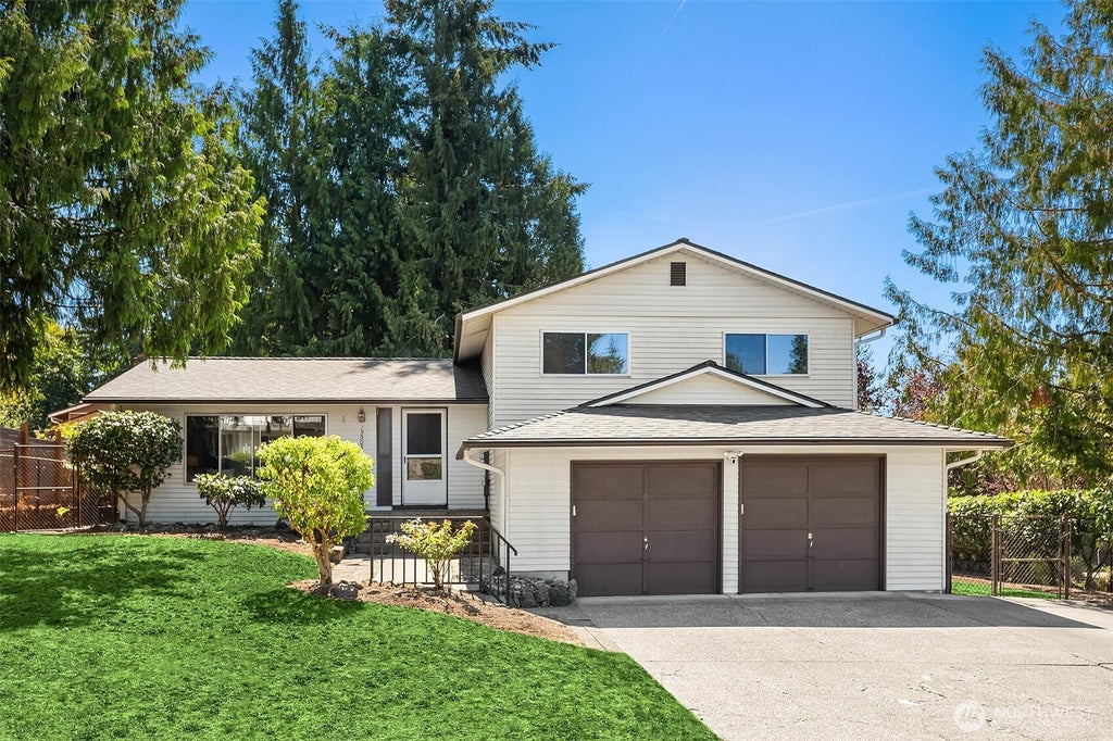 Photo of 12905 SE 191st Street, Renton, WA 98058 (MLS # 2575232)