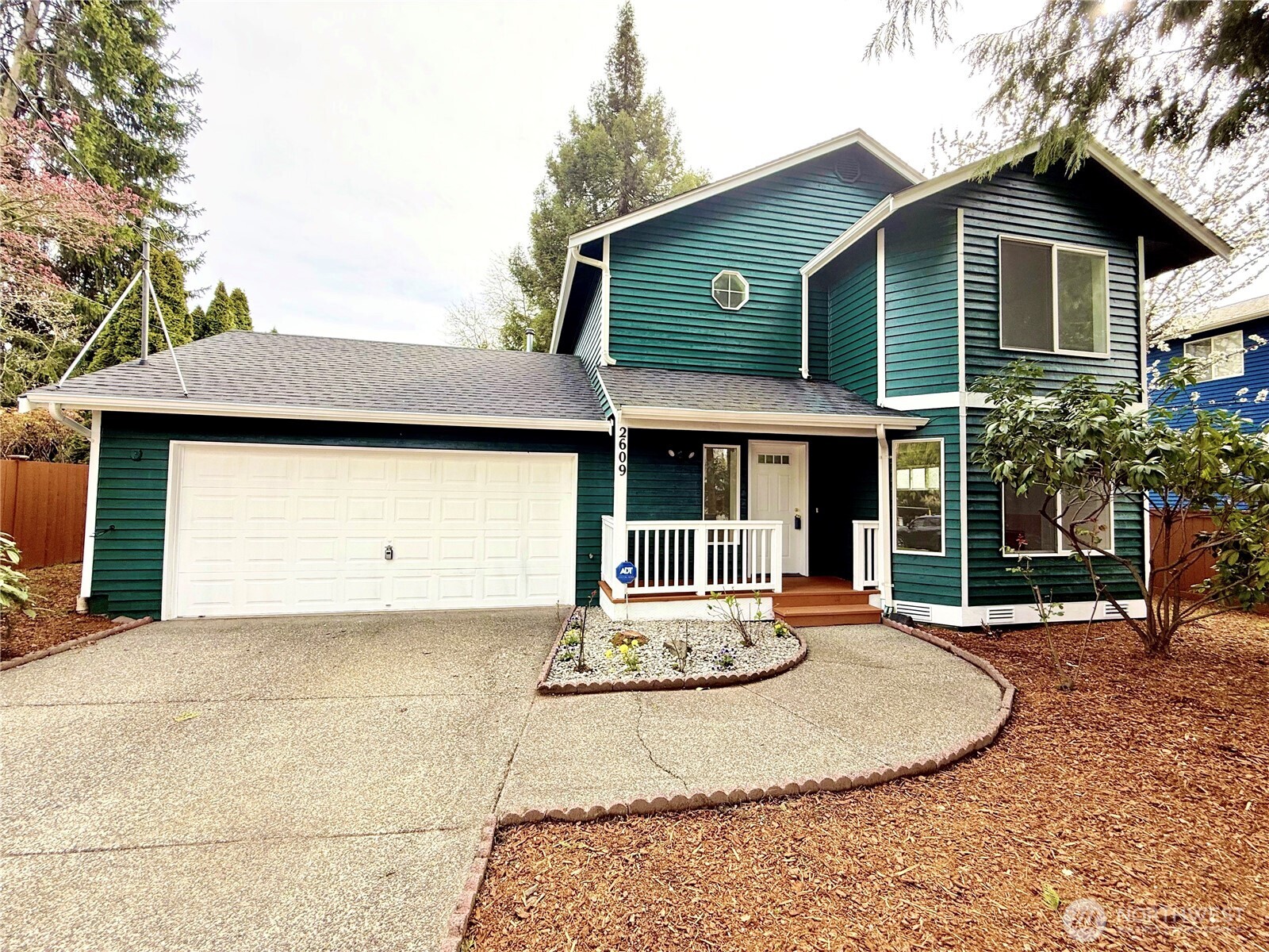 2609 SW Holden Street