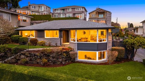 Photo of 3702 W Fulton Street, Seattle, WA 98199 (MLS # 2474666)