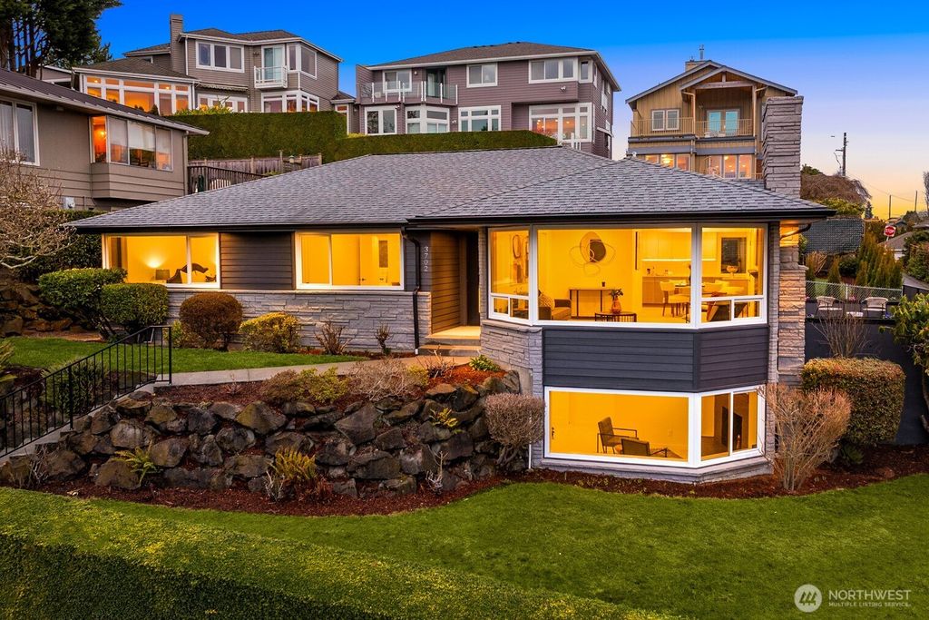 Photo of 3702 W Fulton Street, Seattle, WA 98199 (MLS # 2474666)