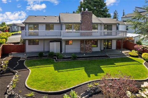 Photo of 746 22nd Street SW, Puyallup, WA 98371 (MLS # 2519152)