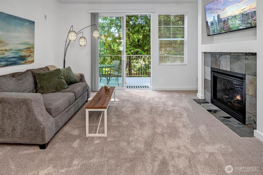 Photo of 15325 SE 155th Place #Q2, Renton, WA 98058 (MLS # 2393509)