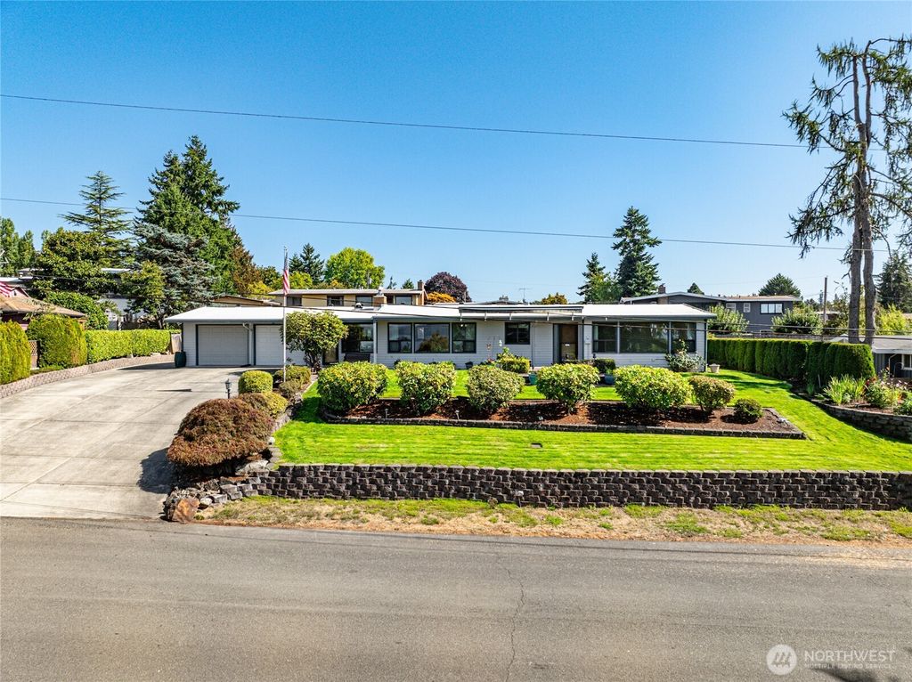 Photo of 23034 Thunderbird Drive S, Des Moines, WA 98198 (MLS # 2434489)