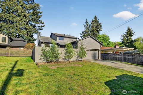 Photo of 12228 Dayton Avenue N, Seattle, WA 98133 (MLS # 2523470)