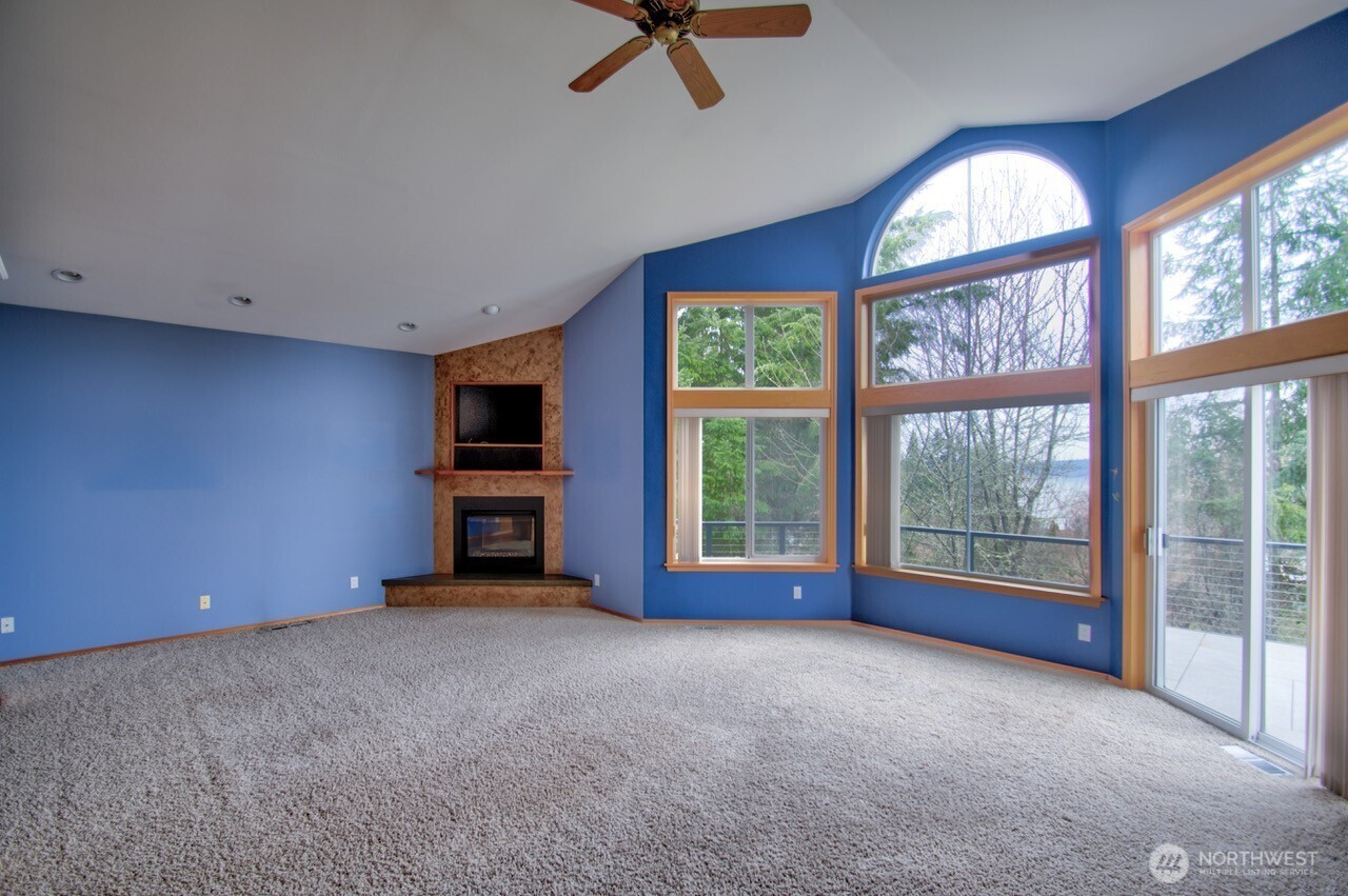 4716 D'Milluhr Drive NE