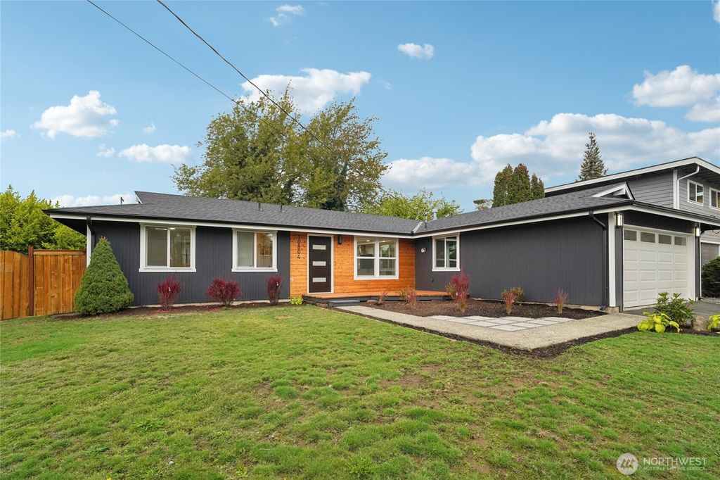 Photo of 10804 SE 232nd Place, Kent, WA 98031 (MLS # 2439177)