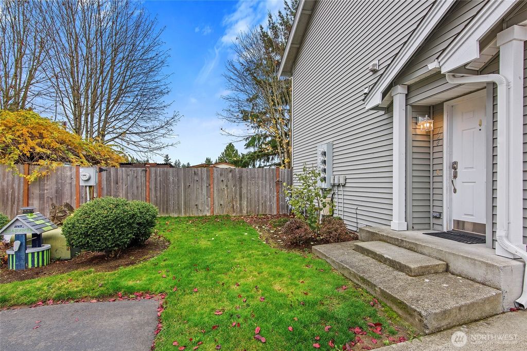 Photo of 124 NE Tucannon Court, Bremerton, WA 98311 (MLS # 2457170)
