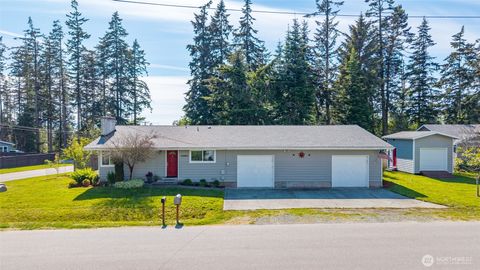 Photo of 1992 Virginia Avenue, Coupeville, WA 98239 (MLS # 2528309)