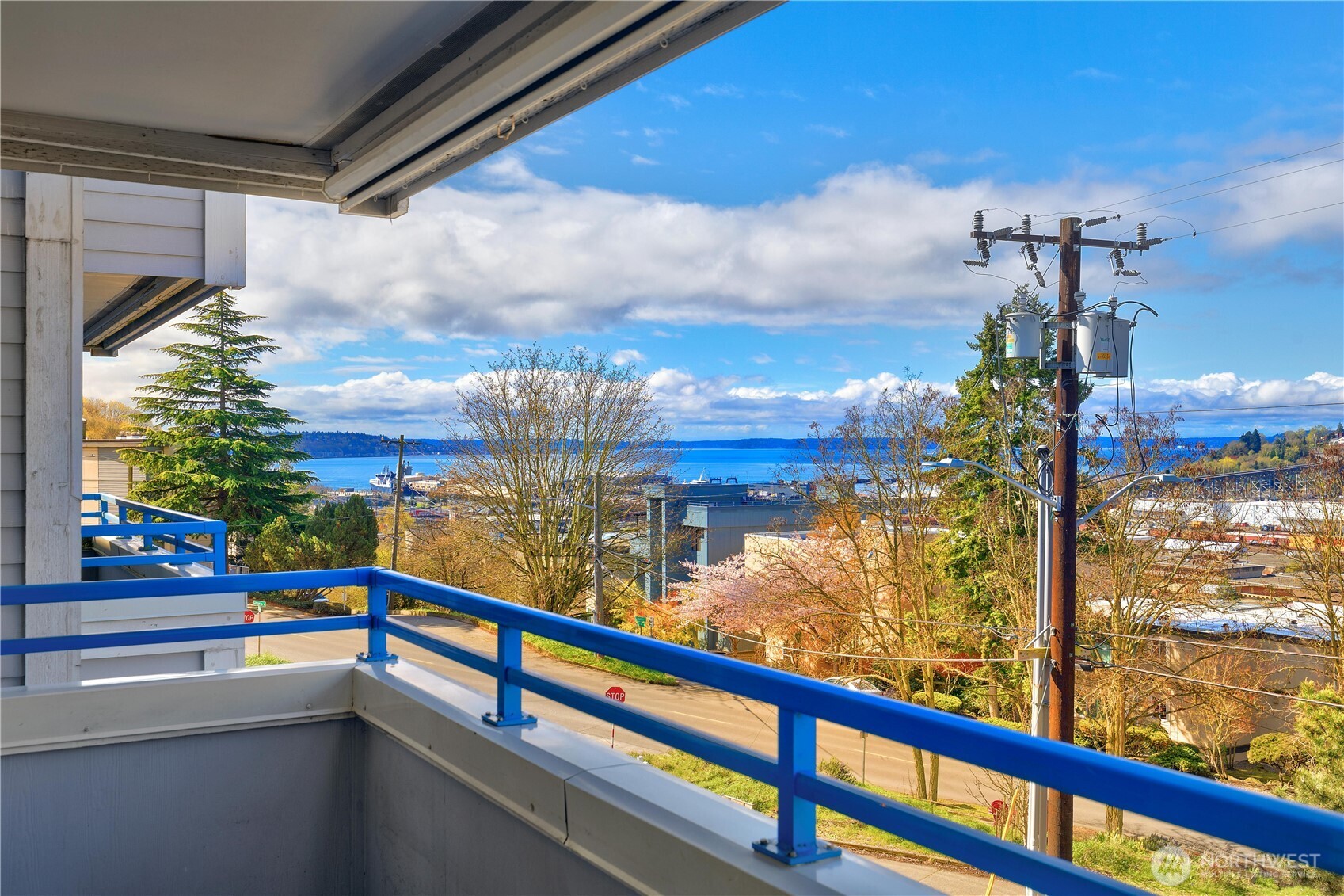 2244 13th Ave W 206
