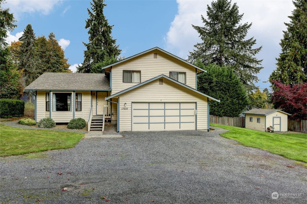 Photo of 17010 Broadway Avenue, Snohomish, WA 98296 (MLS # 2176648)