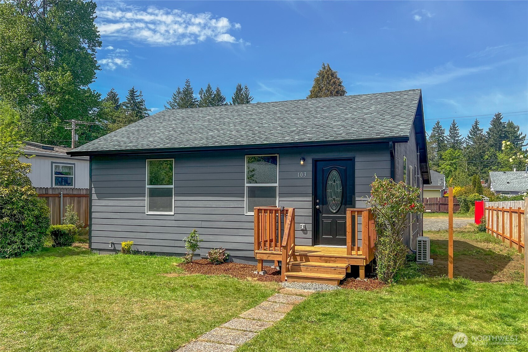 Listing image 1