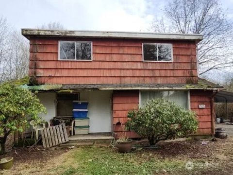 Photo of 8121 E Waller Road, Tacoma, WA 98443 (MLS # 2520667)