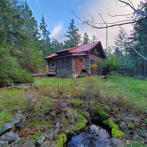 A home in Orcas Island