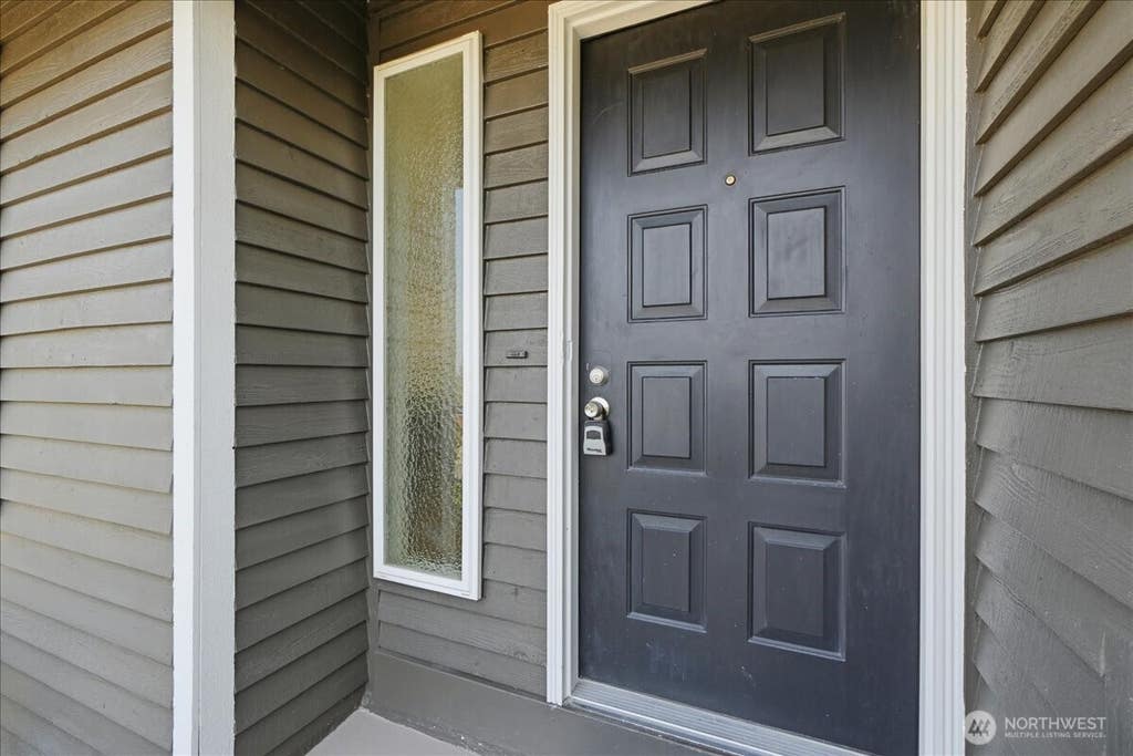 Photo of 3618 Morris Avenue S, Renton, WA 98055 (MLS # 2564738)