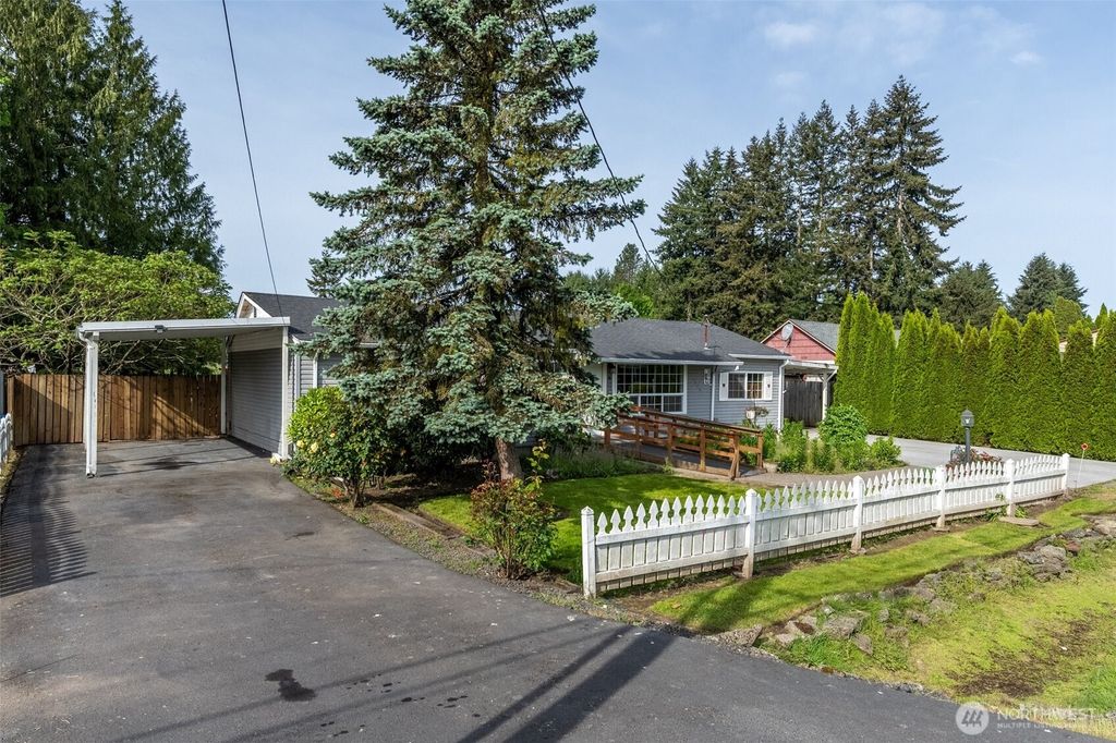 Photo of 3425 Pennsylvania Road, Longview, WA 98632 (MLS # 2521421)