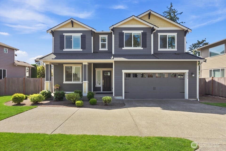 Photo of 27816 153rd Place SE, Kent, WA 98042 (MLS # 2571904)