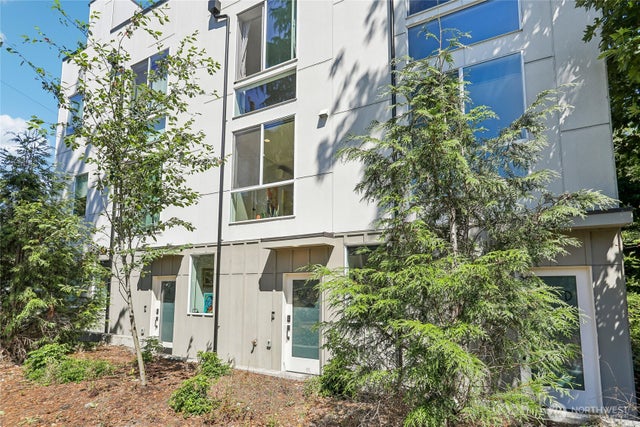 1770 14th Avenue S, Seattle