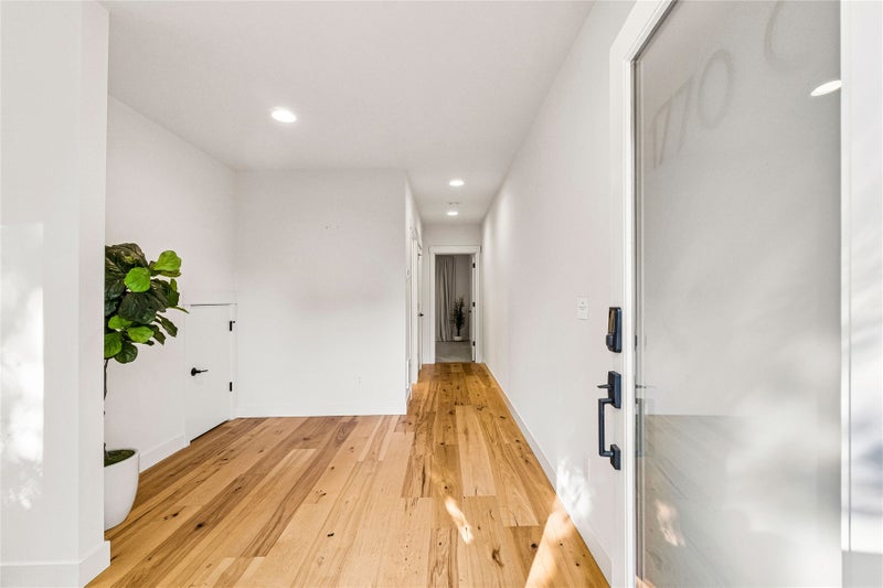1770 14th Avenue S