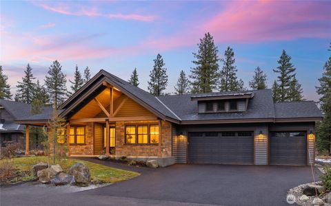 Photo of 1050 Domerie Park Loop, Cle Elum, WA 98922 (MLS # 2438814)