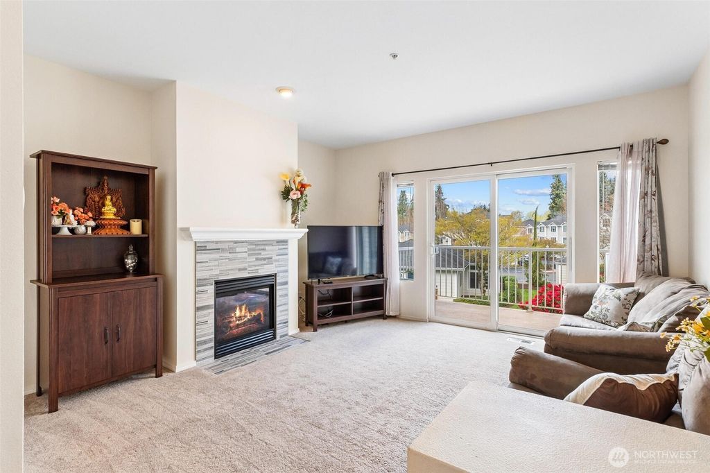 Photo of 11856 NE 162nd Lane #9-4, Bothell, WA 98011 (MLS # 2509274)