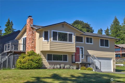 A home in Camano Island