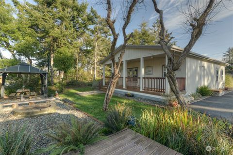 305 Dorado Avenue SW Ocean Shores WA 98569