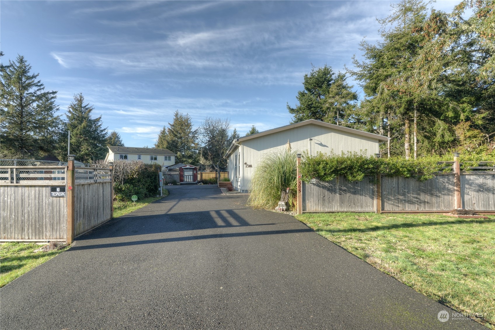 305 Dorado Avenue SW