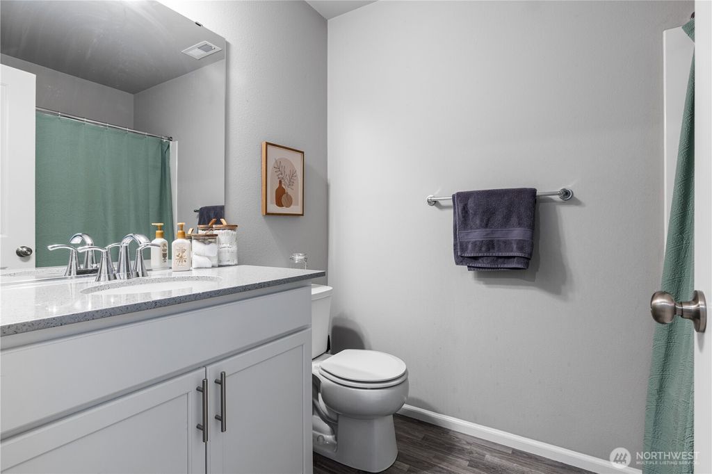 Photo of 7806 24th Ct Ct SE, Lacey, WA 98503 (MLS # 2513100)