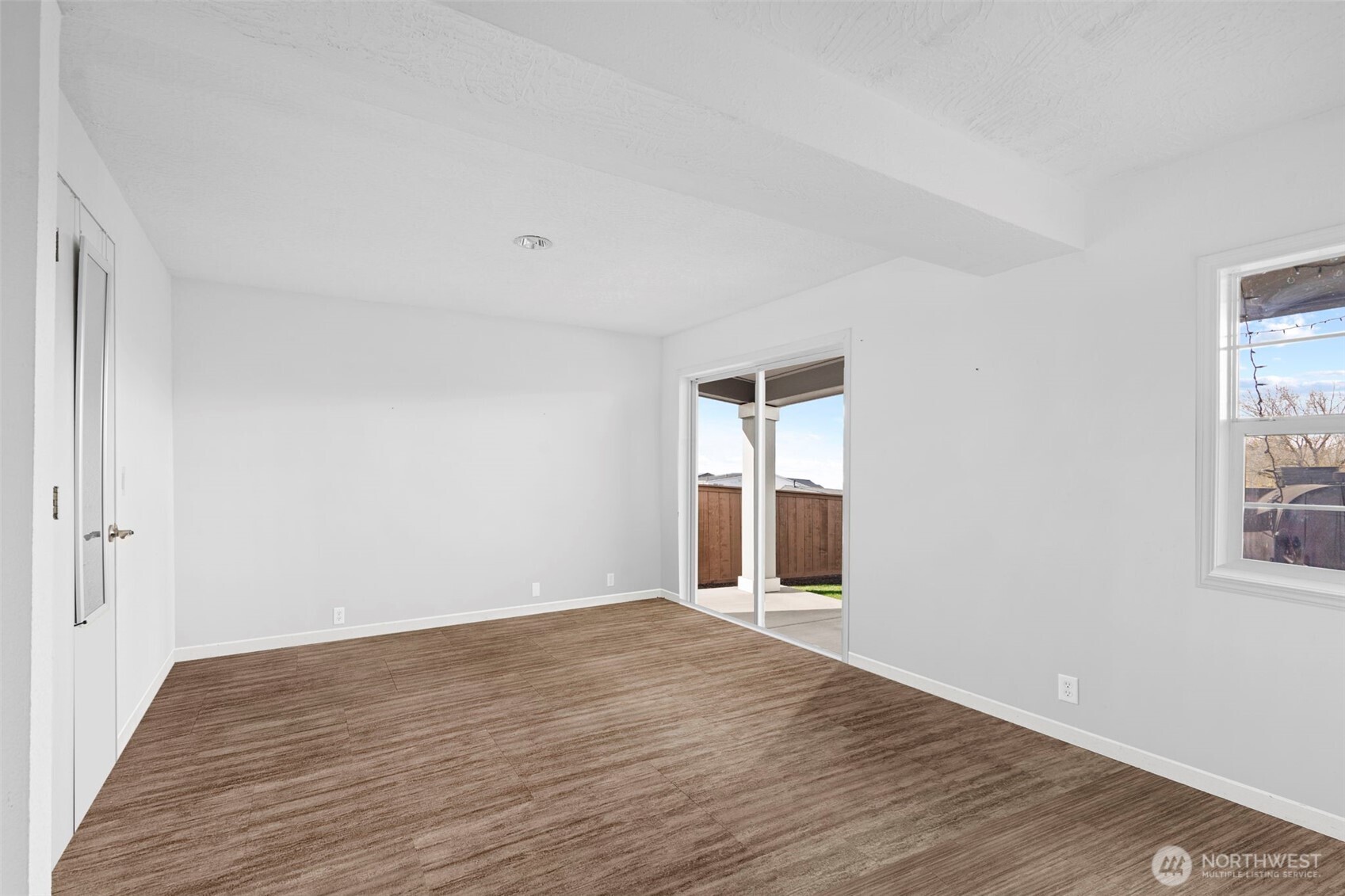 105 ISLAND VIEW Lane