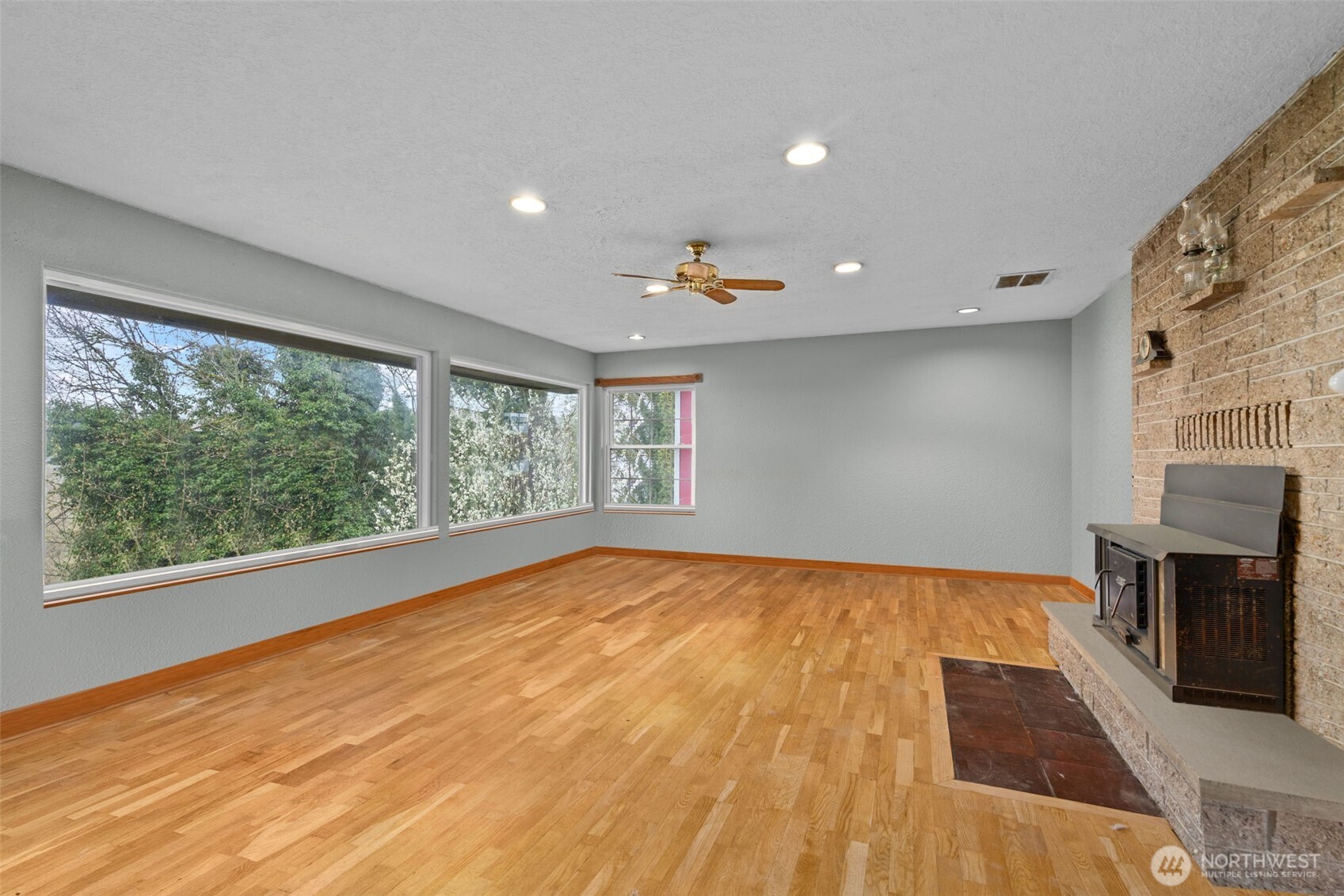 105 ISLAND VIEW Lane