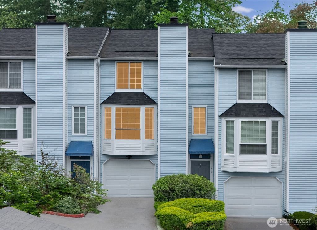 Photo of 12313 SE 41st Lane, Bellevue, WA 98006 (MLS # 2372695)
