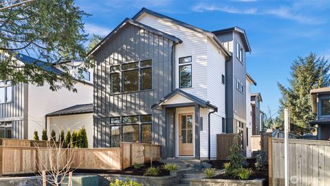 Photo of 9309 132nd Avenue NE, Kirkland, WA 98033 (MLS # 2526082)