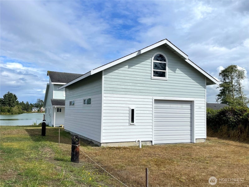 580 Mount Olympus Avenue SE