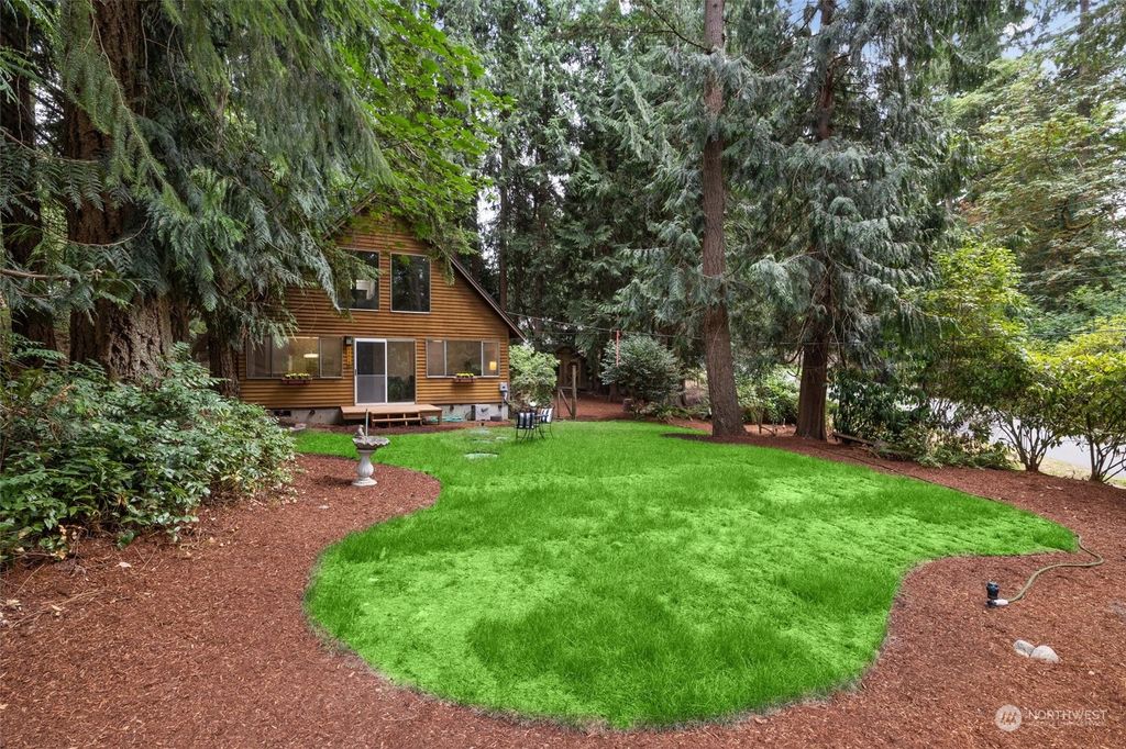 Photo of 24010 SE 30th Street, Sammamish, WA 98075 (MLS # 1985808)