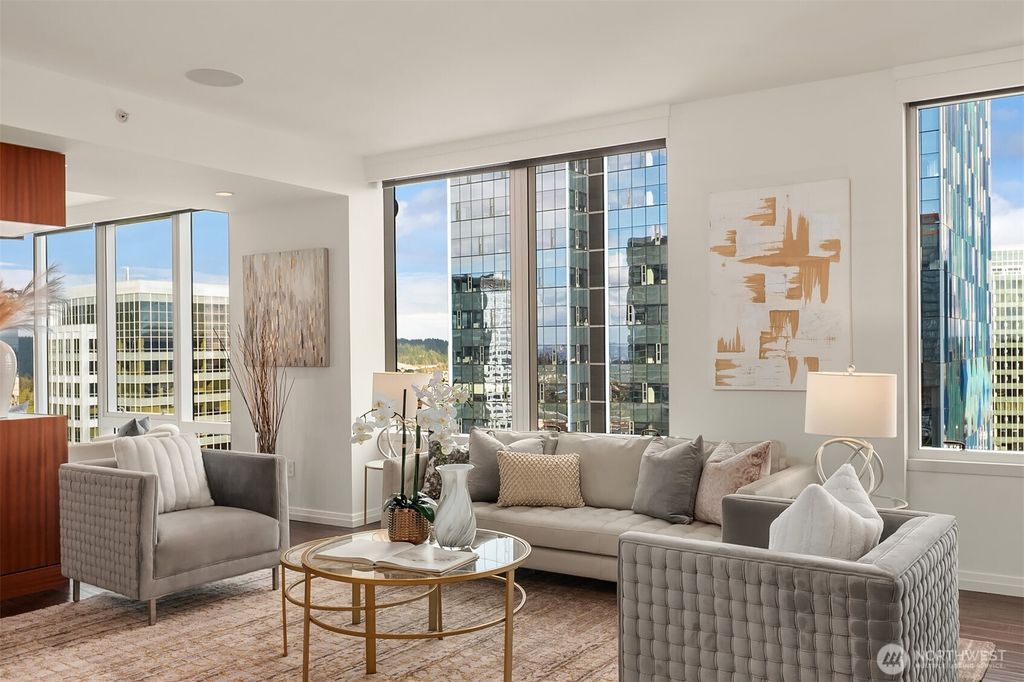 Photo of 500 106th Avenue NE #3105, Bellevue, WA 98004 (MLS # 2484032)