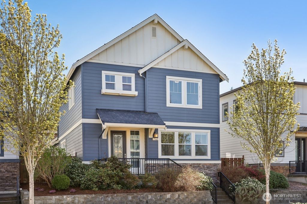Photo of 1568 14th Place NE, Issaquah, WA 98029 (MLS # 2359933)