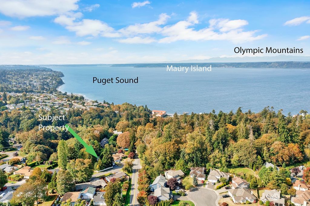 Photo of 28411 14th Avenue S, Federal Way, WA 98003 (MLS # 2304778)