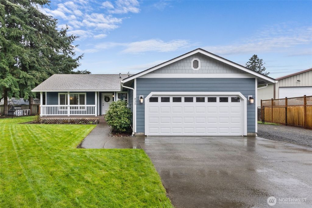 Photo of 835 SW 21st Street, Chehalis, WA 98532 (MLS # 2501853)