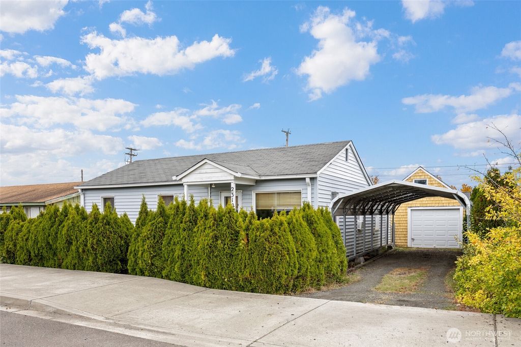 Photo of 2312 Madison Street, Shelton, WA 98584 (MLS # 2446670)