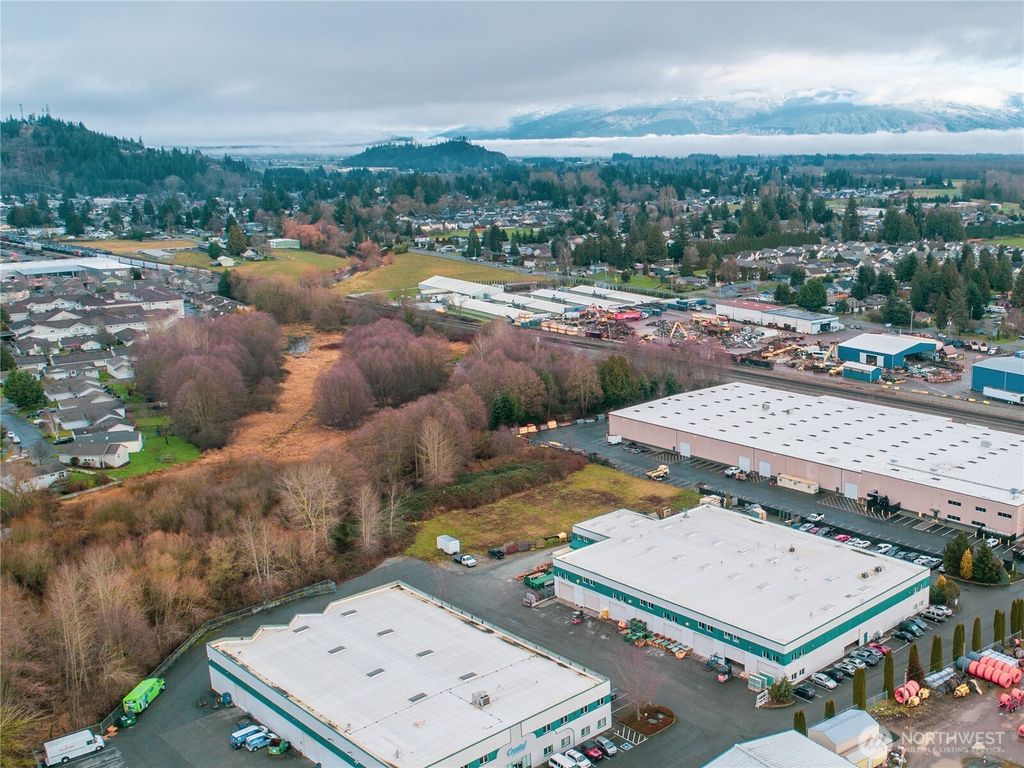 Photo of 1371 Pacific Drive, Burlington, WA 98233 (MLS # 2465392)