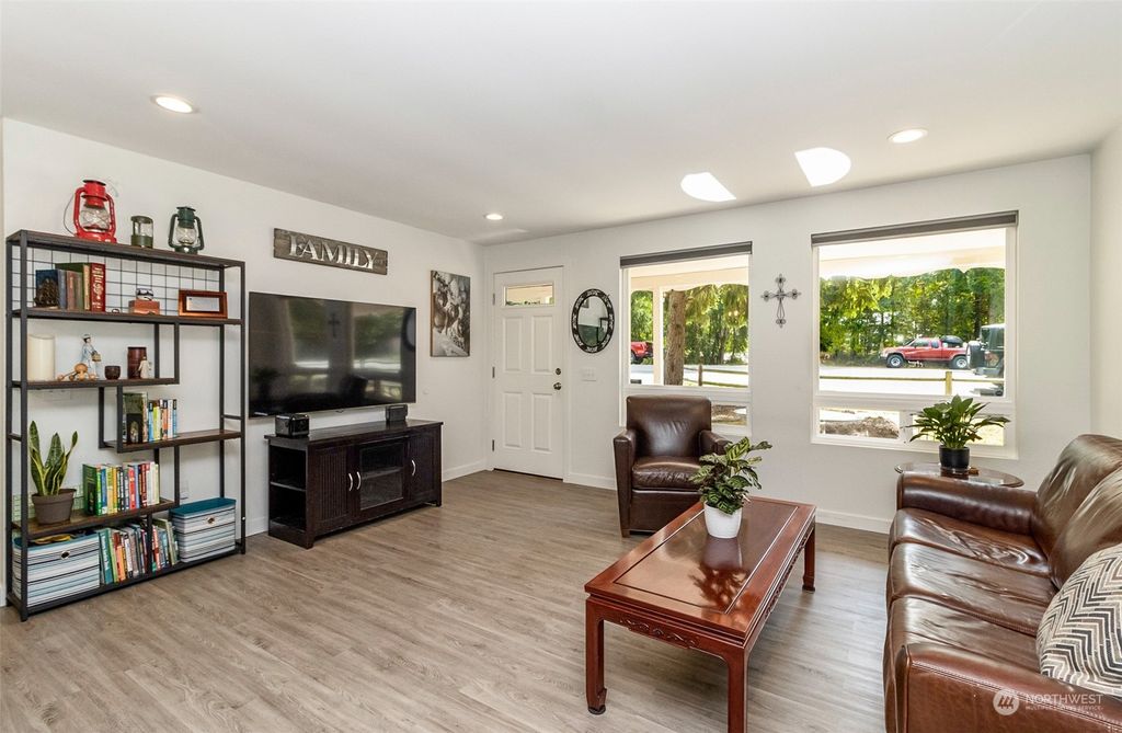 Photo of 24907 146th Place SE, Monroe, WA 98272 (MLS # 2154748)