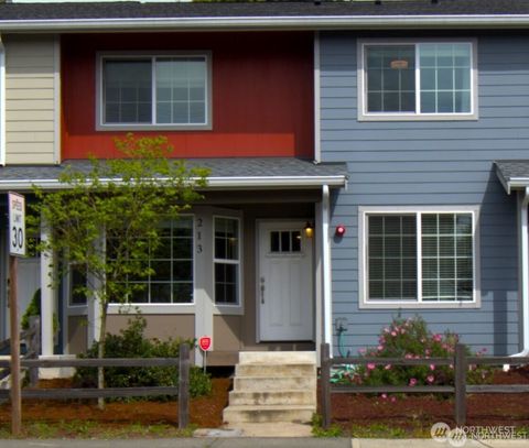 Photo of 213 Norpoint Way NE, Tacoma, WA 98422 (MLS # 2439960)