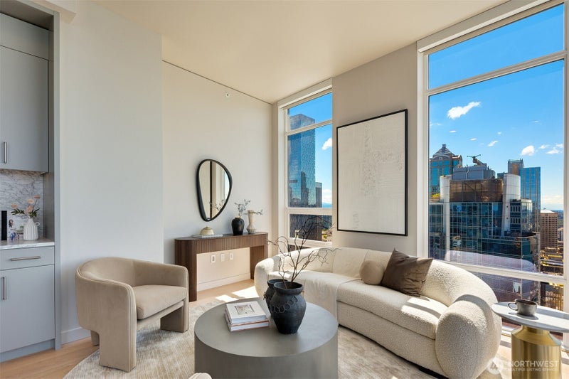 121 Stewart Street 3704