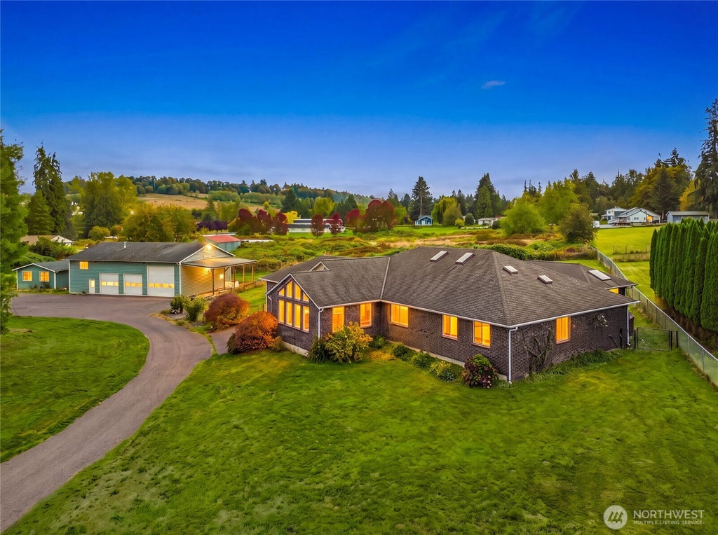 Photo of 16008 166th Street SE, Snohomish, WA 98290 (MLS # 2592776)