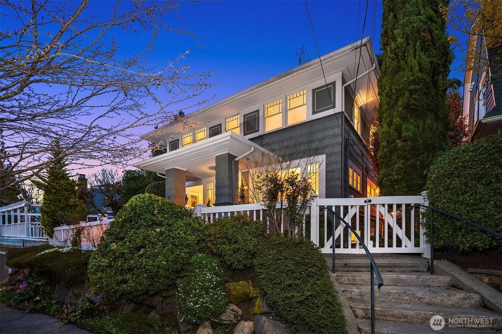 Photo of 3120 Broadway E, Seattle, WA 98102 (MLS # 2333732)