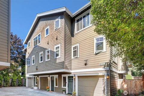 Photo of 4046 B NE 55th Street, Seattle, WA 98105 (MLS # 2435097)