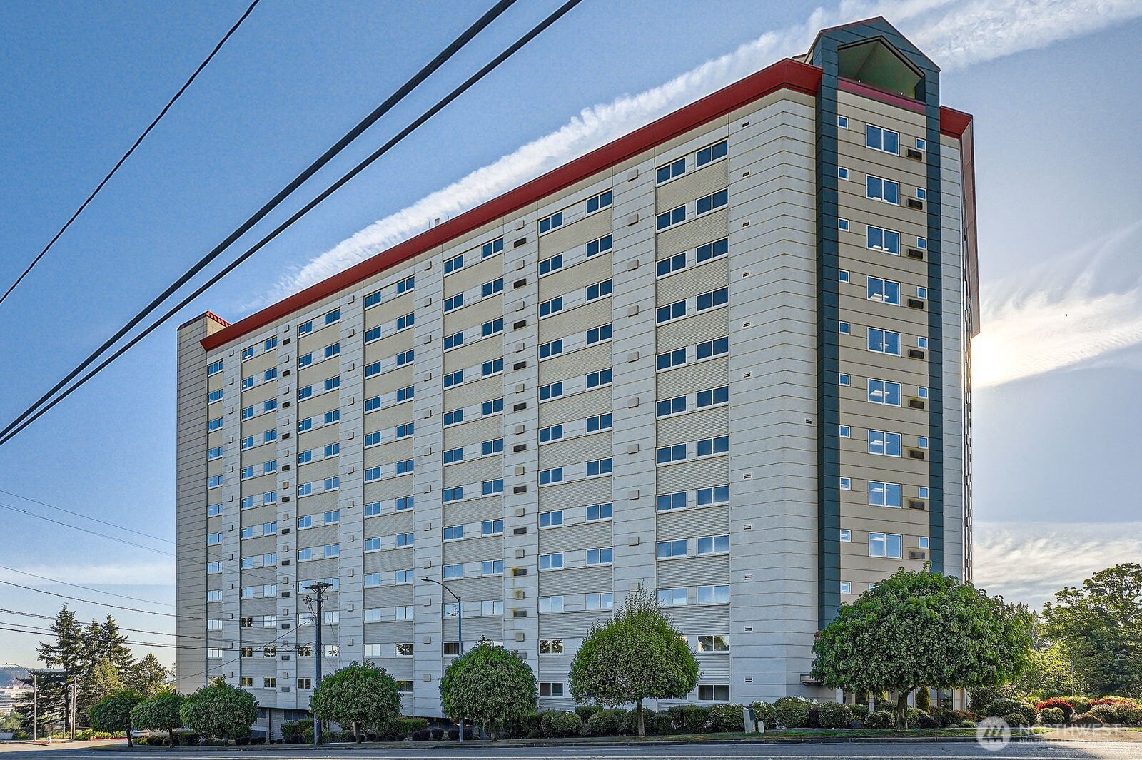 3201 Pacific Avenue 305